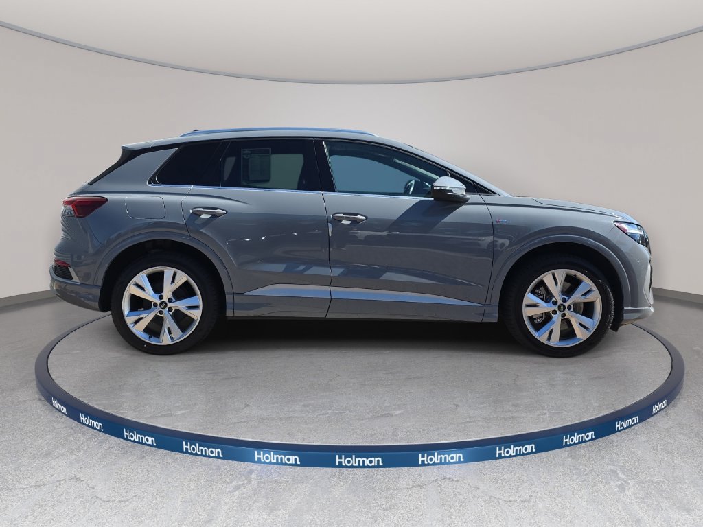 Used 2023 Audi Q4 e-tron Premium AWD/4WD image 5