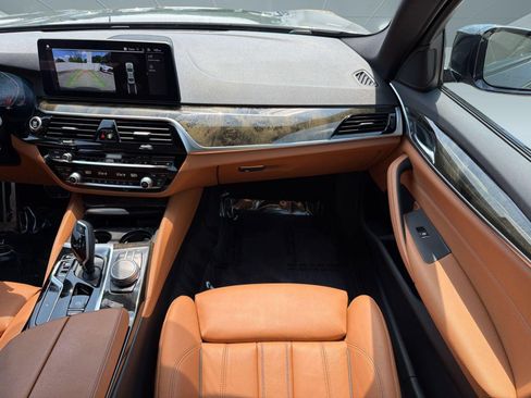 Used 2022 BMW 540i w/ M Sport Package RWD image 30