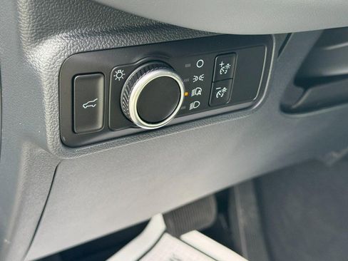 New 2026 Ford Explorer Active image 12