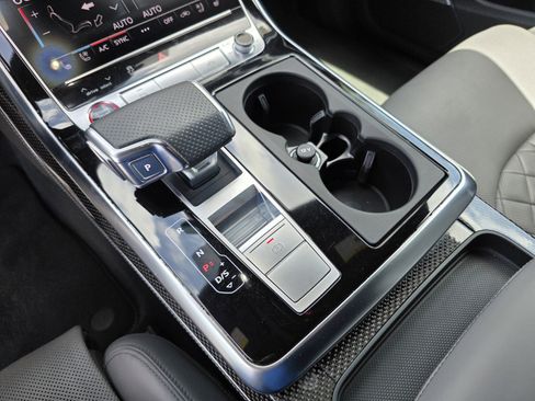 Used 2023 Audi SQ8 Premium Plus image 24