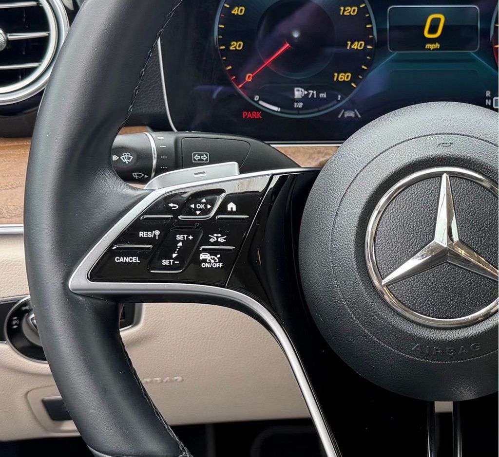 Used 2021 Mercedes-Benz E 350 4MATIC Sedan image 40
