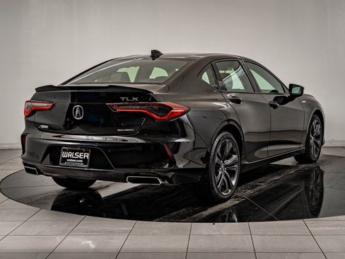 Used 2023 Acura TLX SH-AWD w/A-Spec Package image 10