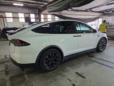 Used 2023 Tesla Model X AWD/4WD image 3