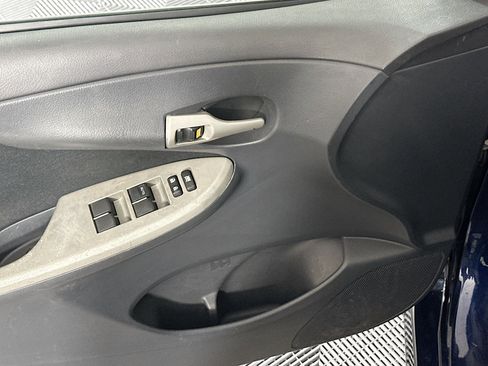 Used 2013 Toyota Corolla S FWD image 15