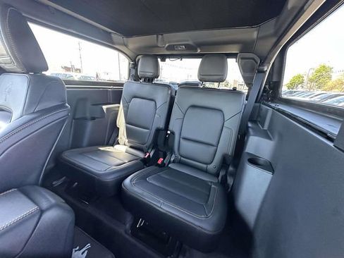 Used 2024 Ford Bronco Badlands AWD/4WD image 21