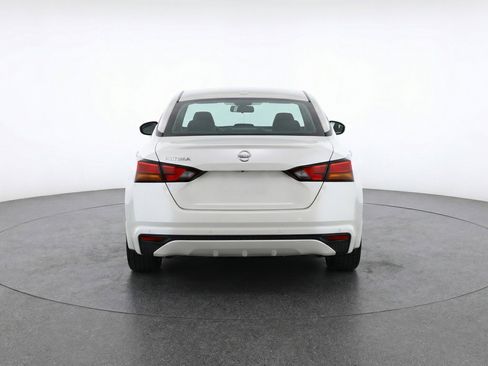 Used 2025 Nissan Altima 2.5 SV image 7