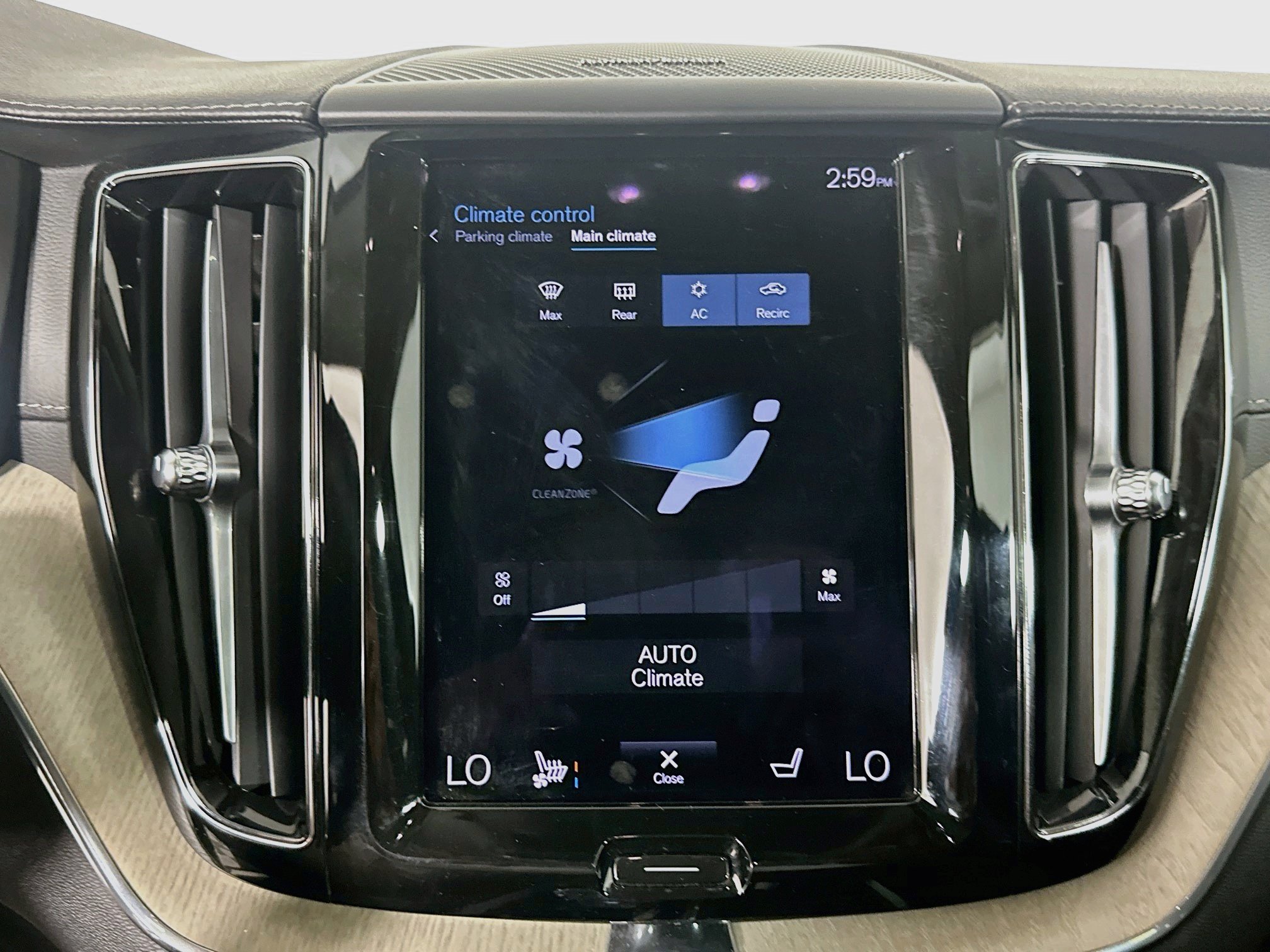 Used 2021 Volvo XC60 T8 Inscription w/ Advanced Package AWD/4WD image 24