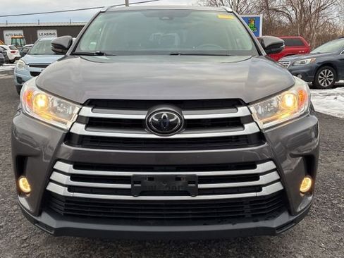 Used 2018 Toyota Highlander XLE image 15