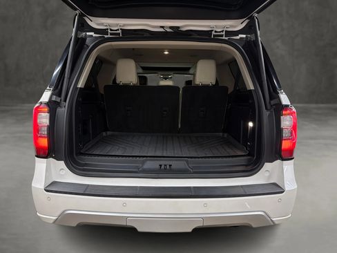 Used 2019 Ford Expedition Max Platinum AWD/4WD image 12