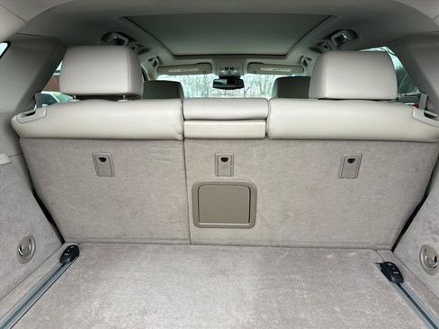 Used 2011 Cadillac SRX Luxury image 13