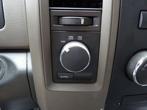 Used 2012 RAM 2500 ST w/ Chrome Appearance Group AWD/4WD image 28