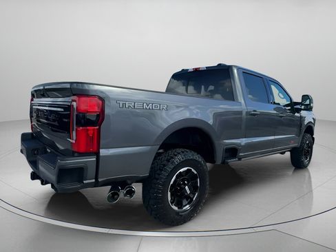 New 2026 Ford F250 Platinum w/ Tremor Off-Road Package image 30