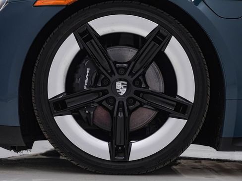 Certified 2025 Porsche Taycan AWD/4WD image 13