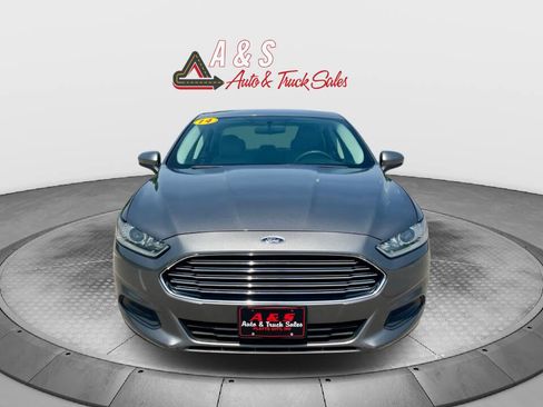 Used 2014 Ford Fusion S image 2