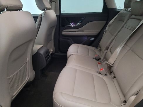 Used 2021 Lincoln Corsair AWD w/ Equipment Group 101A image 18