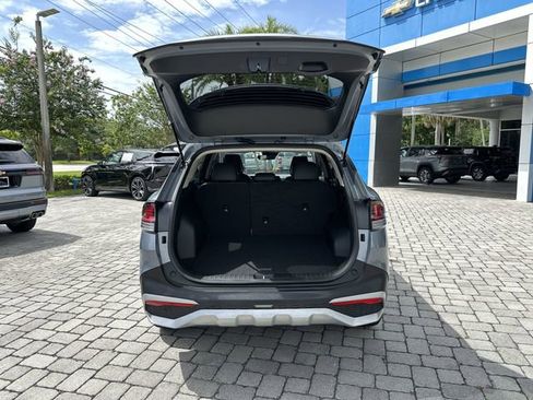 Used 2024 Kia Sportage EX FWD image 28