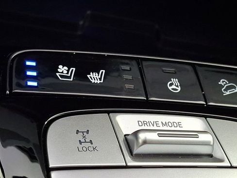 Certified 2024 Hyundai Tucson Limited AWD/4WD image 31
