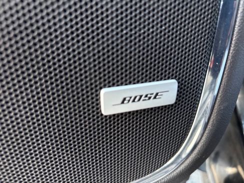 Used 2020 Chevrolet Suburban Premier image 17