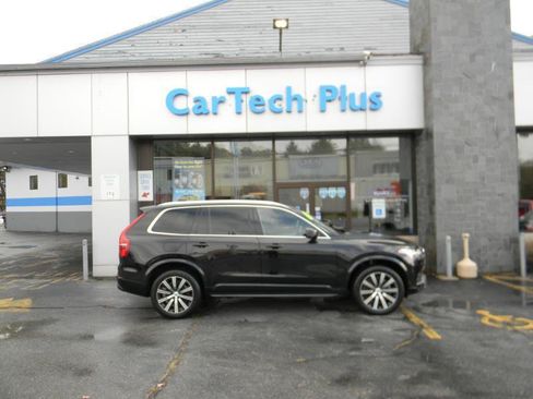 Used 2023 Volvo XC90 B5 Core w/ Protection Package Premier AWD/4WD image 5