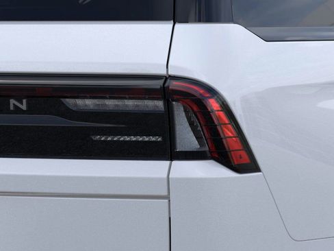 New 2026 Lincoln Navigator L Reserve w/ Jet Appearance Package image 21