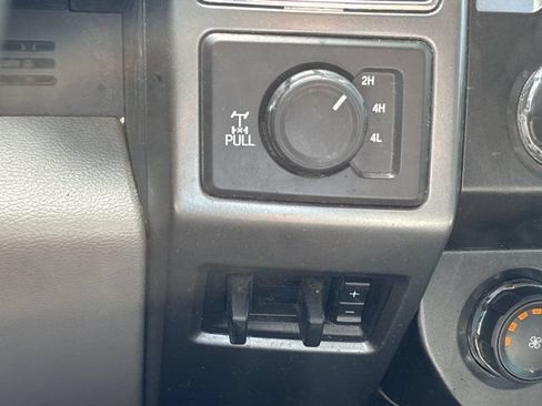 Used 2020 Ford F250 XLT w/ XLT Premium Package AWD/4WD image 28
