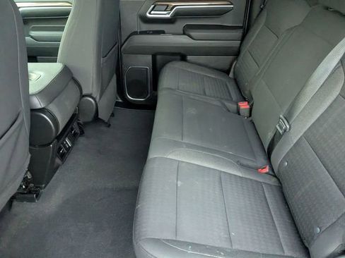 Used 2022 Chevrolet Silverado 1500 LT image 32