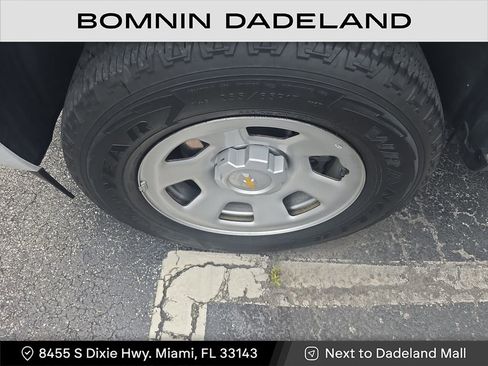 Used 2021 Chevrolet Colorado W/T w/ WT Convenience Package image 8