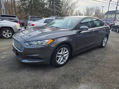 Used 2016 Ford Fusion SE image 33
