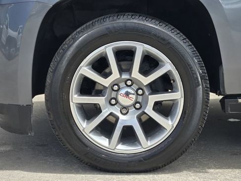 Used 2019 GMC Yukon Denali w/ Denali Ultimate Package AWD/4WD image 14