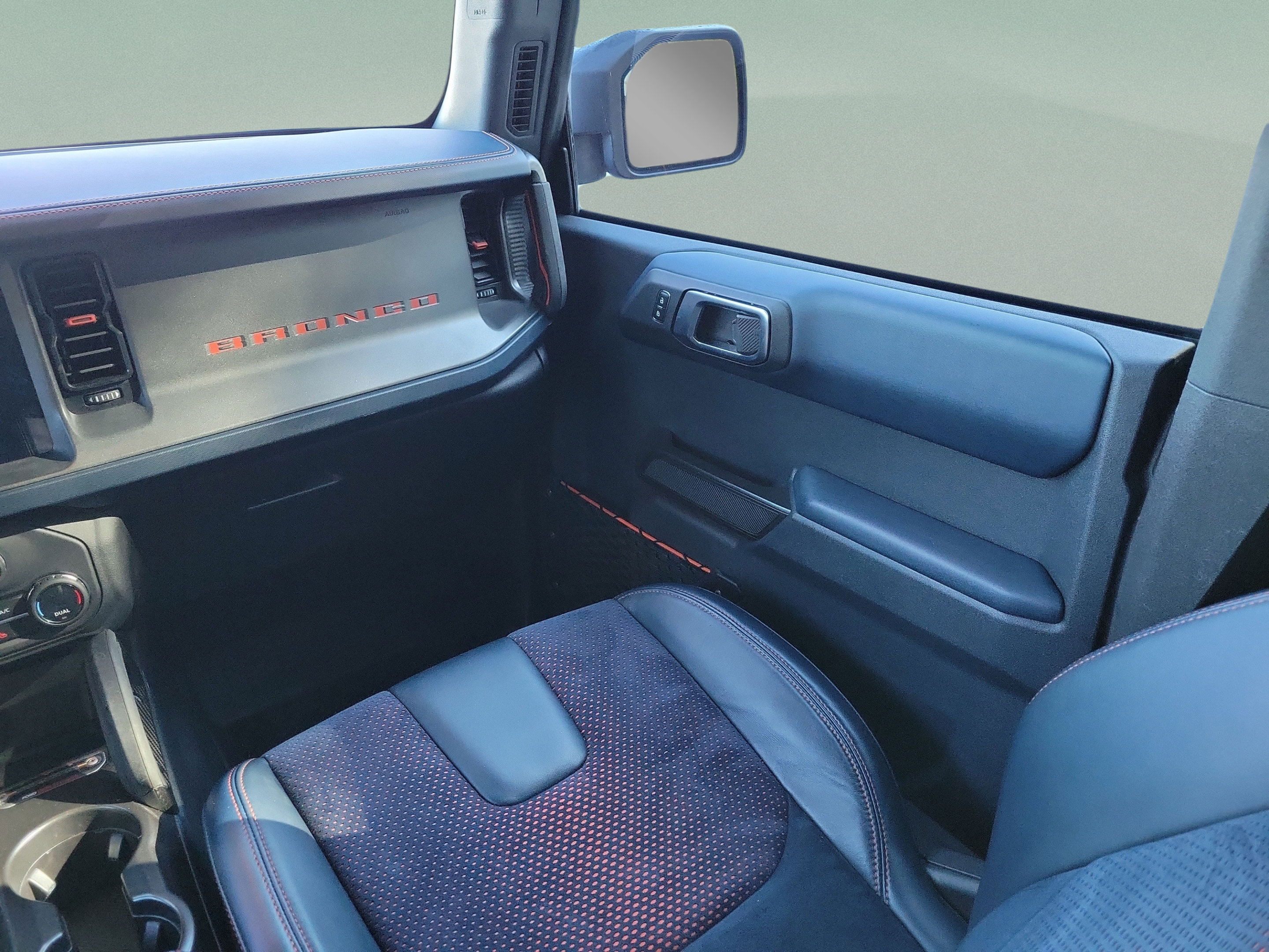 Used 2023 Ford Bronco Raptor AWD/4WD image 10