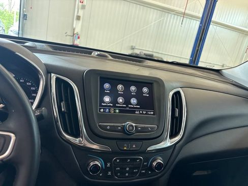 Used 2023 Chevrolet Equinox LT AWD/4WD image 14