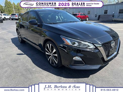 Used 2020 Nissan Altima 2.5 SR FWD image 1