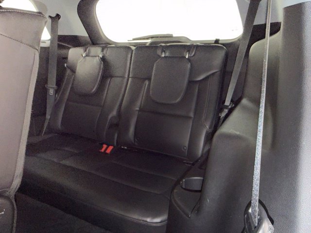 Used 2021 Ford Explorer XLT w/ Equipment Group 202A AWD/4WD image 19