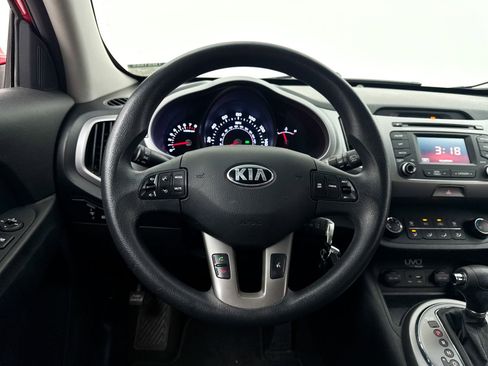 Used 2015 Kia Sportage LX FWD image 3