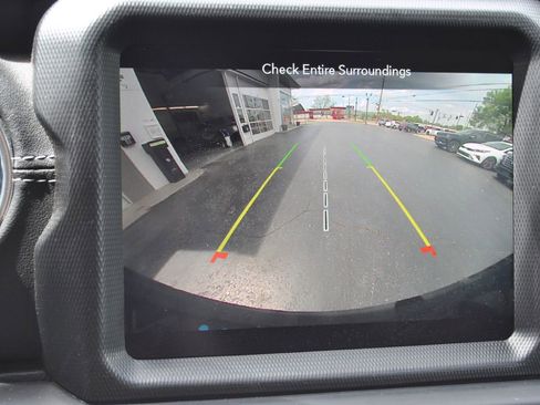 Used 2023 Jeep Wrangler Unlimited Sahara w/ Cold Weather Group image 12