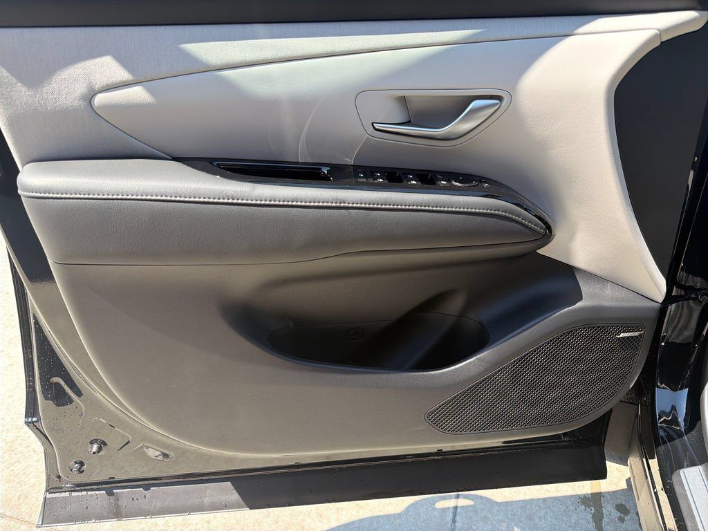 New 2026 Hyundai Tucson Limited AWD/4WD image 17
