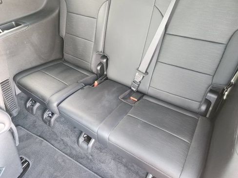 Used 2026 Buick Enclave Sport Touring FWD image 35