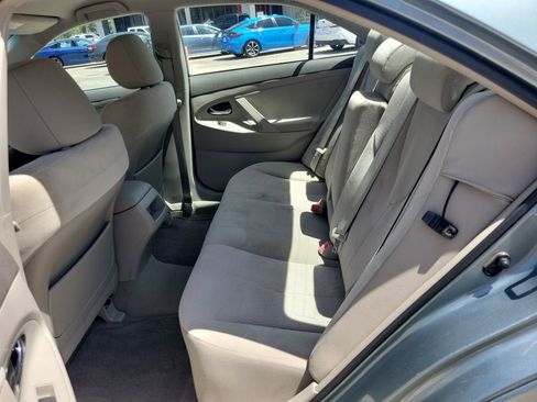 Used 2011 Toyota Camry LE w/ LE Extra-Value Pkg image 17