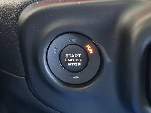 Used 2021 Jeep Gladiator Rubicon AWD/4WD image 27