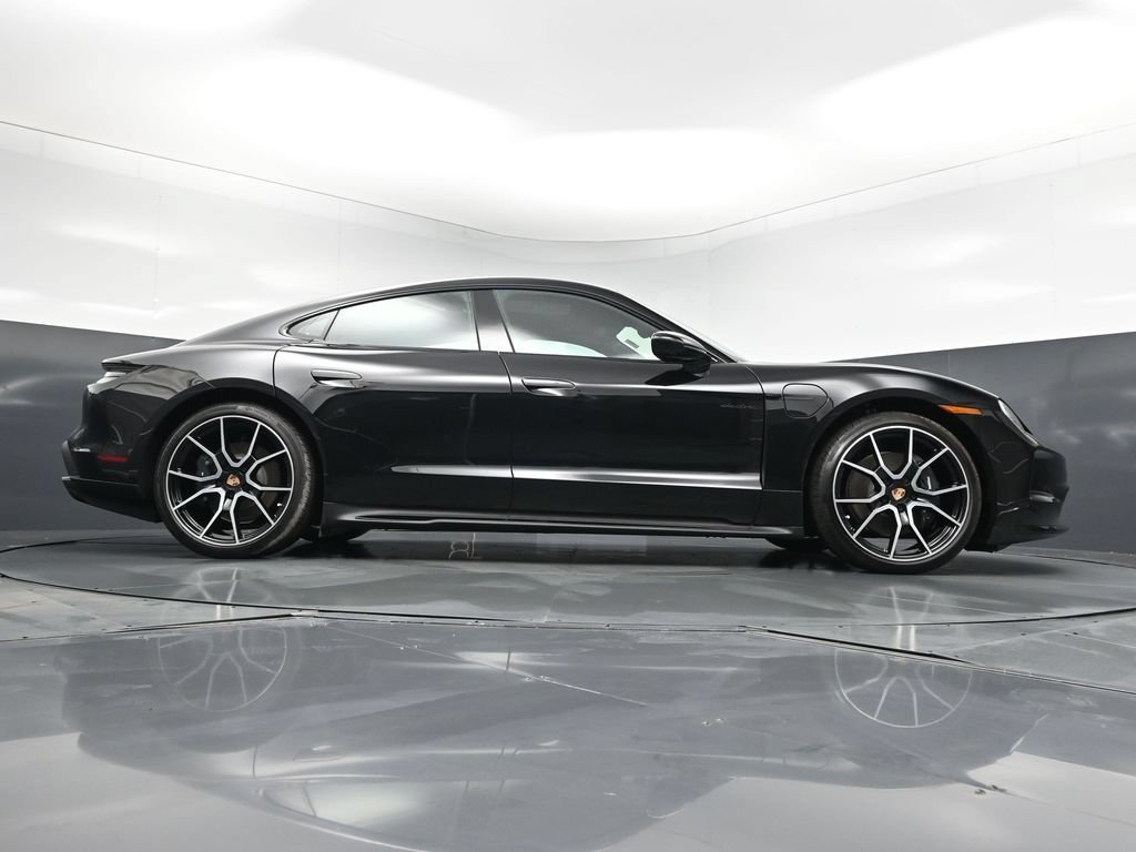 New 2026 Porsche Taycan AWD/4WD image 28
