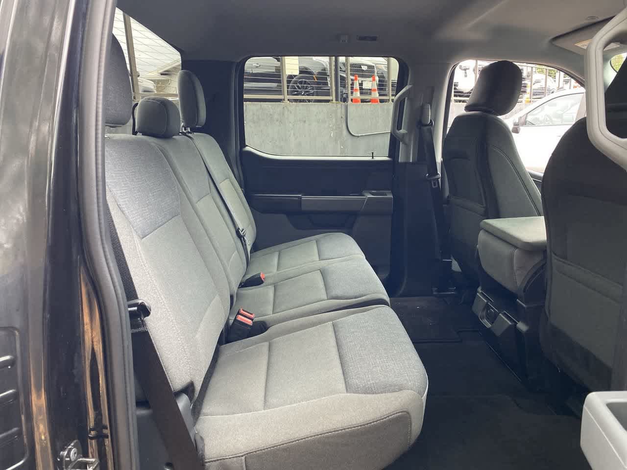 Used 2025 Ford F150 XLT w/ Equipment Group 301A Standard AWD/4WD image 17