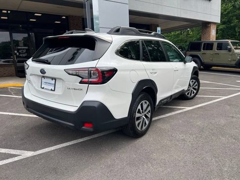 Used 2023 Subaru Outback Premium AWD/4WD image 28