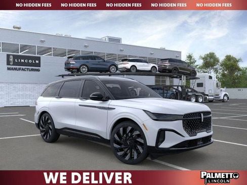 New 2026 Lincoln Nautilus Reserve w/ Jet Appearance Package image 6