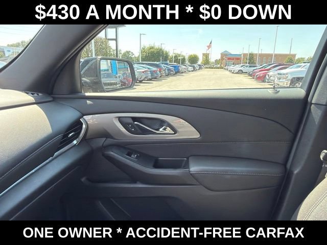Used 2023 Chevrolet Traverse LT w/ LPO, Cargo Package FWD image 28