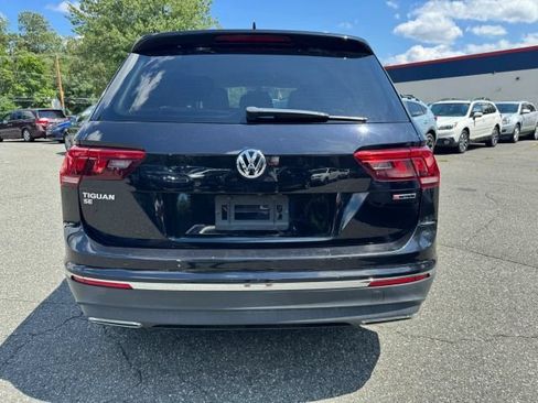 Used 2020 Volkswagen Tiguan SE AWD/4WD image 4