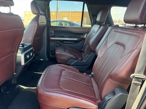 Used 2023 Ford Expedition Max Limited image 14