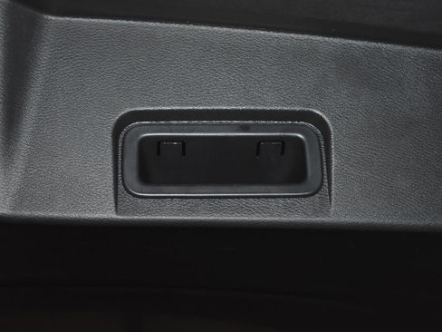 Certified 2024 Nissan Rogue S image 27