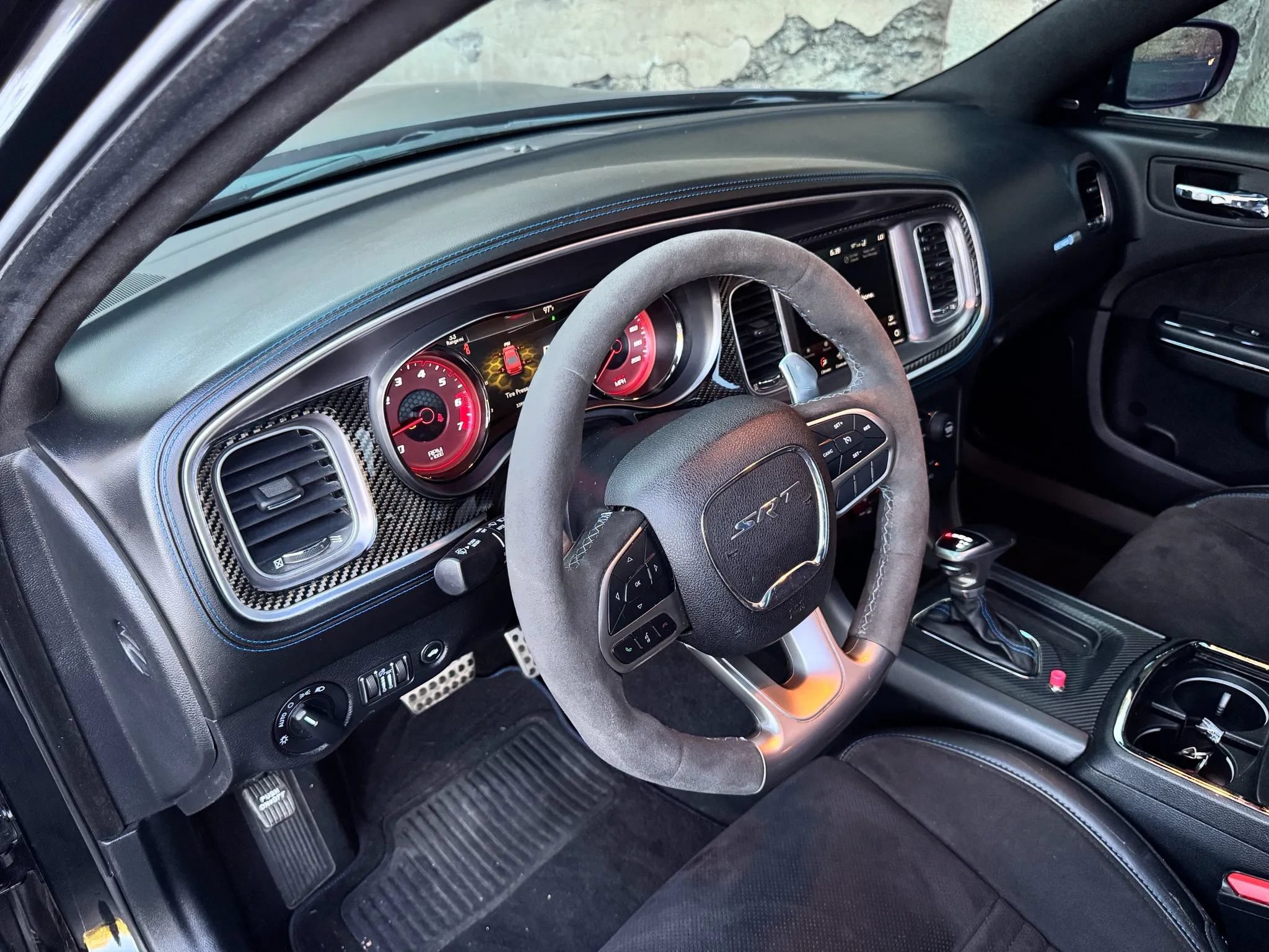 Used 2020 Dodge Charger SRT Hellcat w/ Navigation & Travel Group RWD image 19