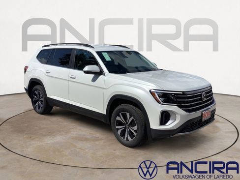 New 2026 Volkswagen Atlas SE image 1