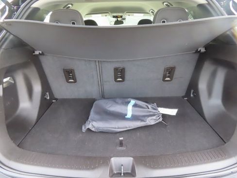 Used 2023 Chevrolet Bolt EUV LT w/ Redline Edition image 39